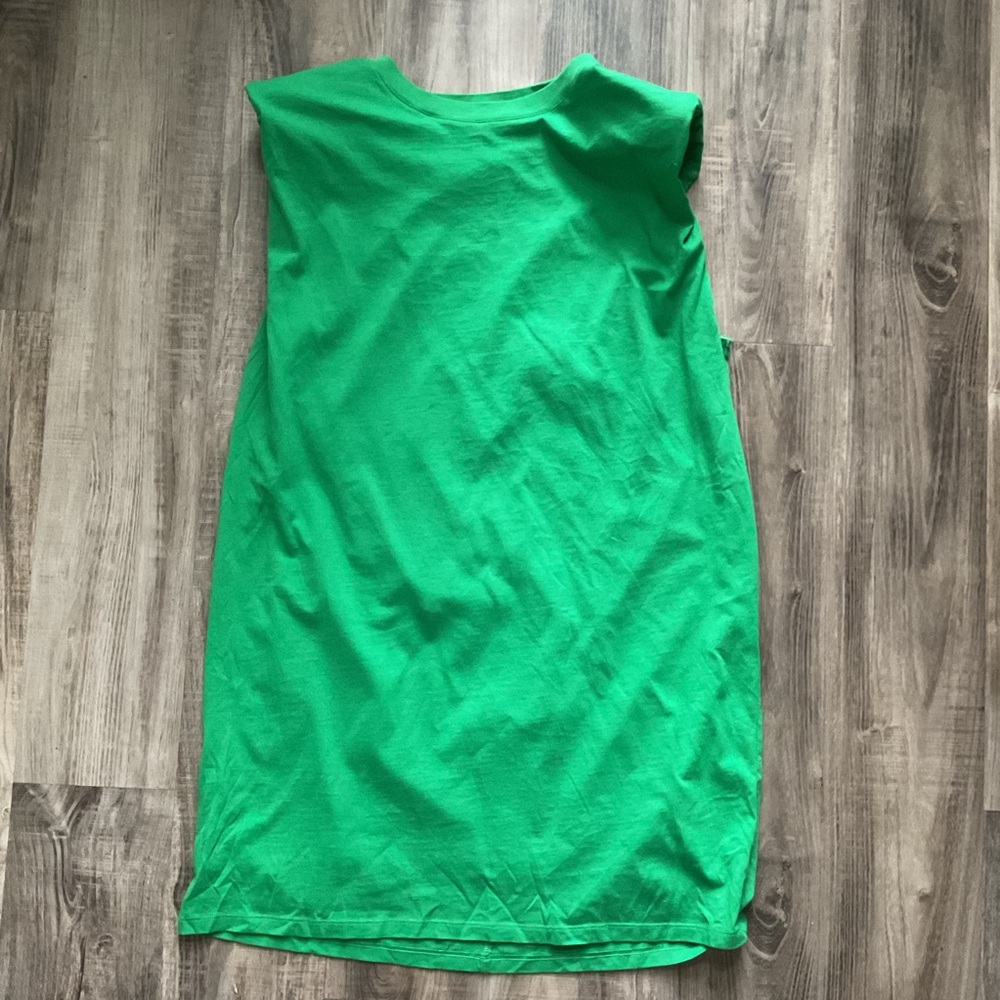 Aritzia Babaton Shoulder Pad Dress size small